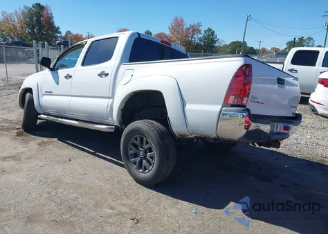 2006 Toyota Tacoma Base V6 z USA, uszkodzony, nr VIN 5TELU42N76Z146759